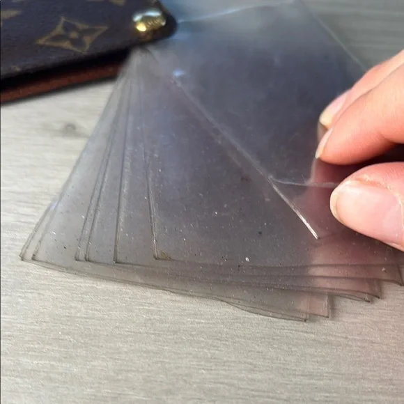 Louis Vuitton Brown Monogram Card Holder w/ 7 sleeves. - Picture 2 of 7